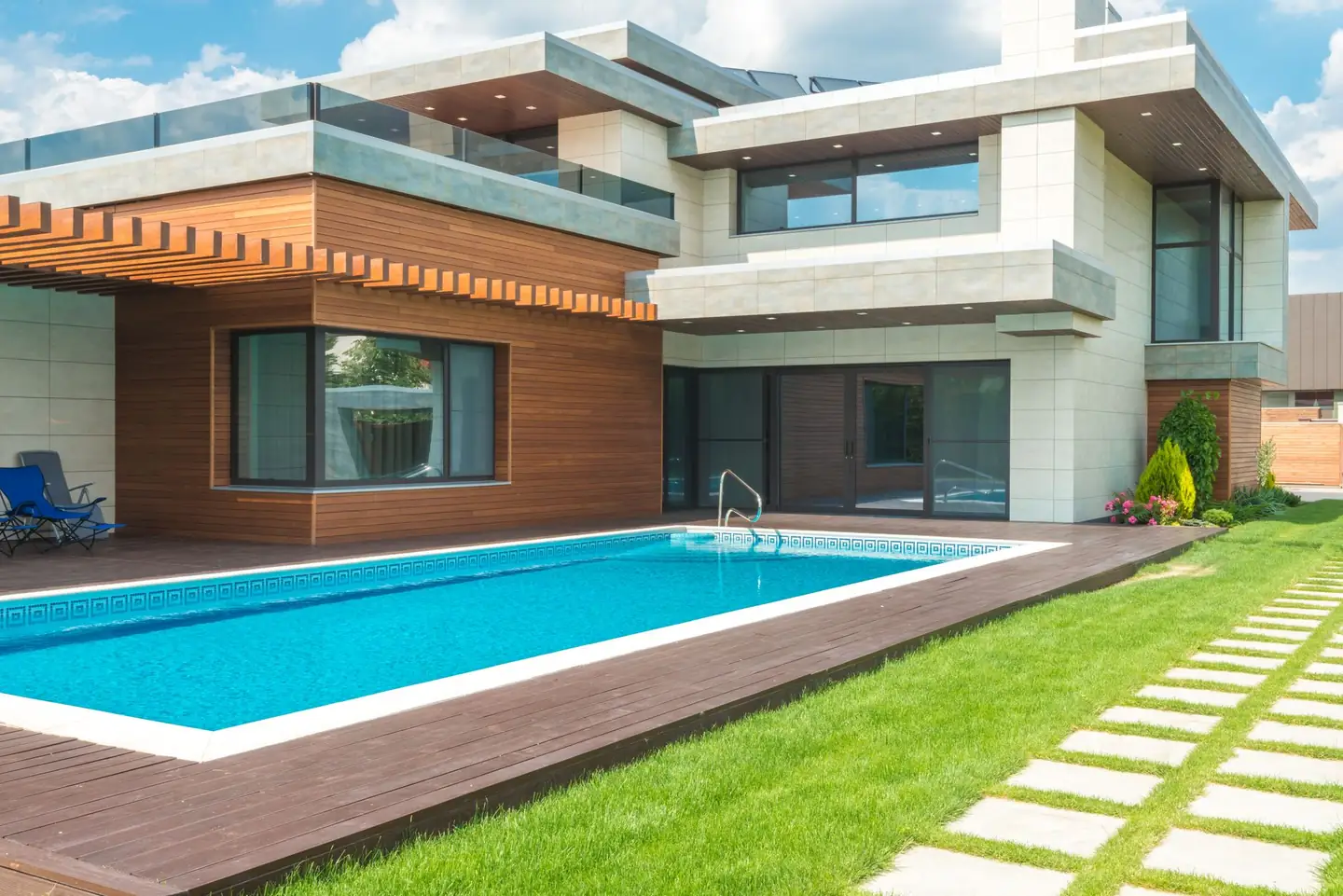 Swimming pool built in Valley Heights, NSW